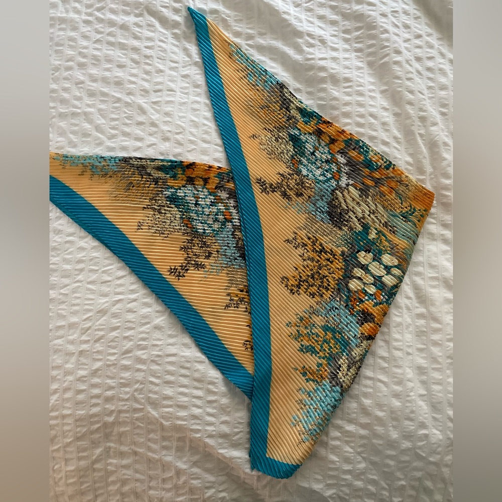 Gorgeous scarf/cover-up